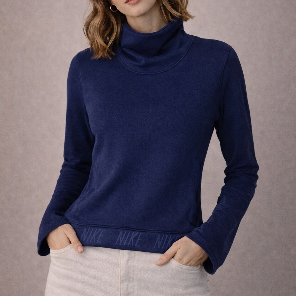 Nike dri-fit funnel neck pullover women’s small Navy blue athletic training top
